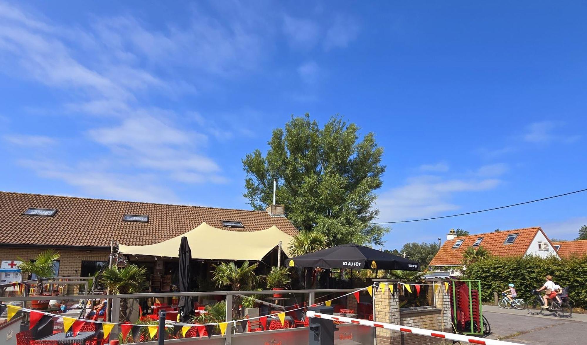 Parador Hippodroom Bredene Eksteriør billede